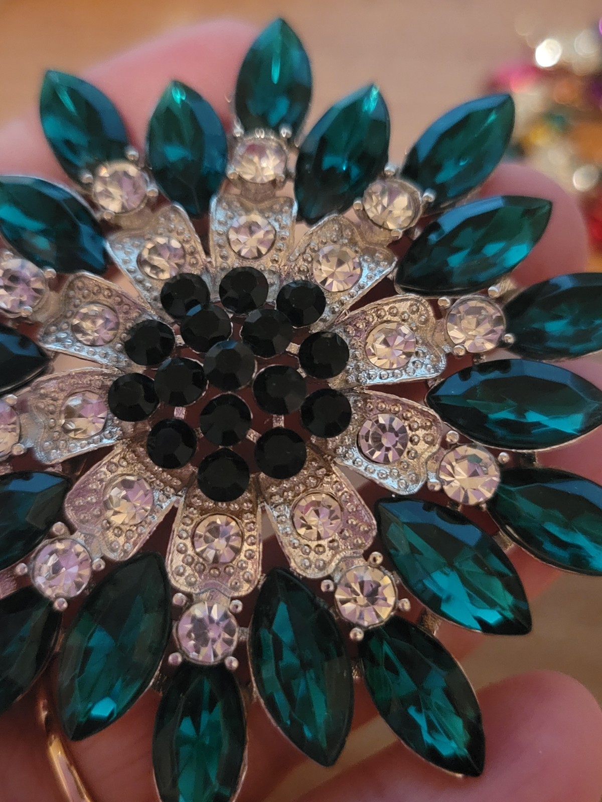 Big Beautiful Green Multicolor Flower Floral Brooch Pin Jewelry Lot CA USA P137