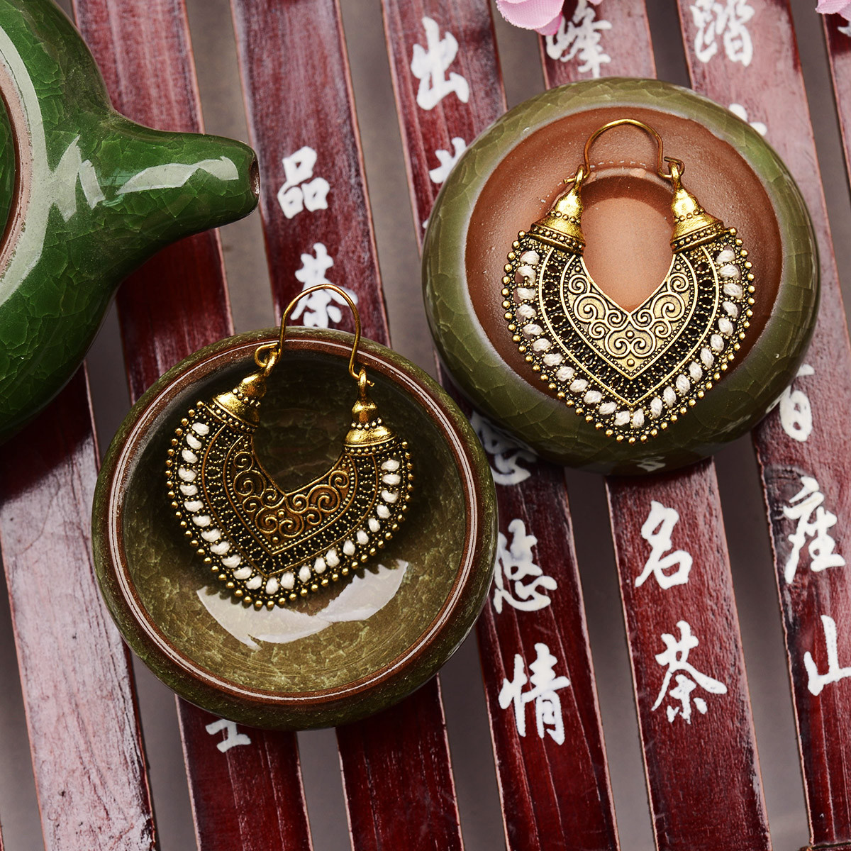 Retro Bohemian Boho Retro Heart Carved Ethnic Geometry Women Gold Stud Earrings