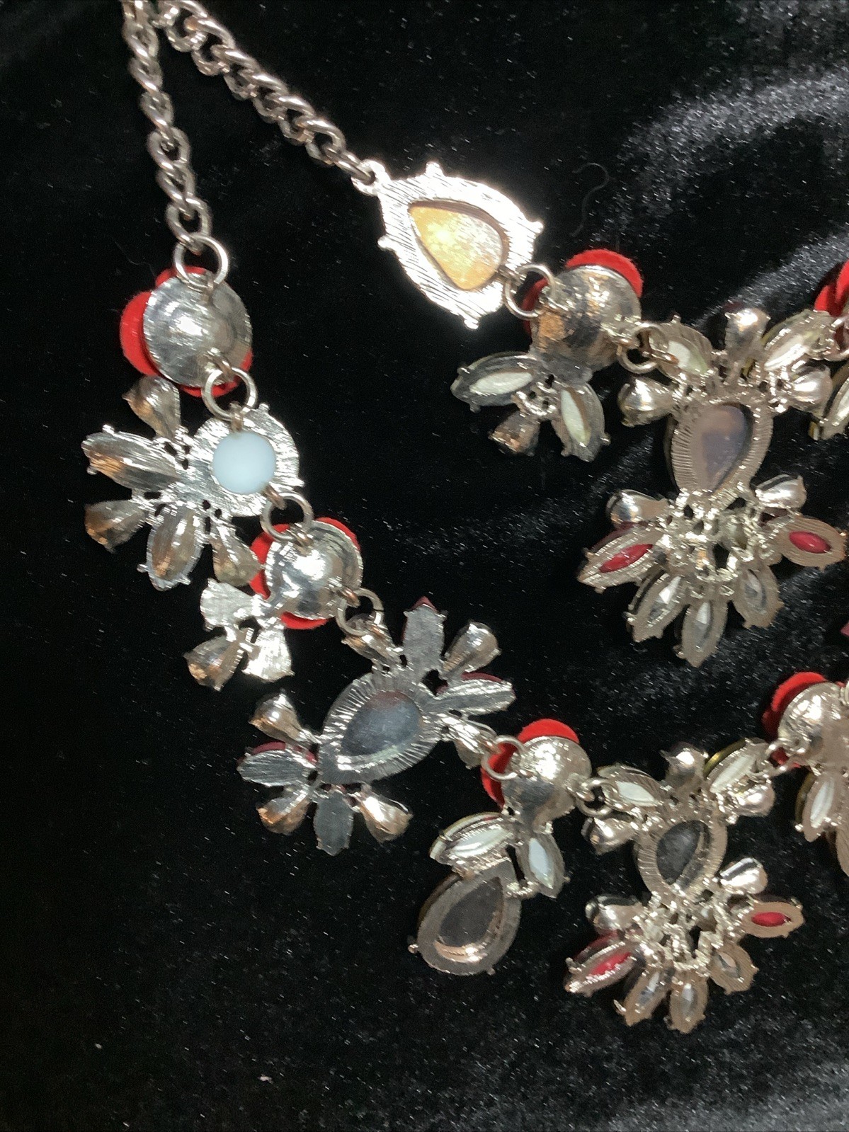 Red Velvet Roses and Gems Fashion Necklace Prom Wedding Formal casual party