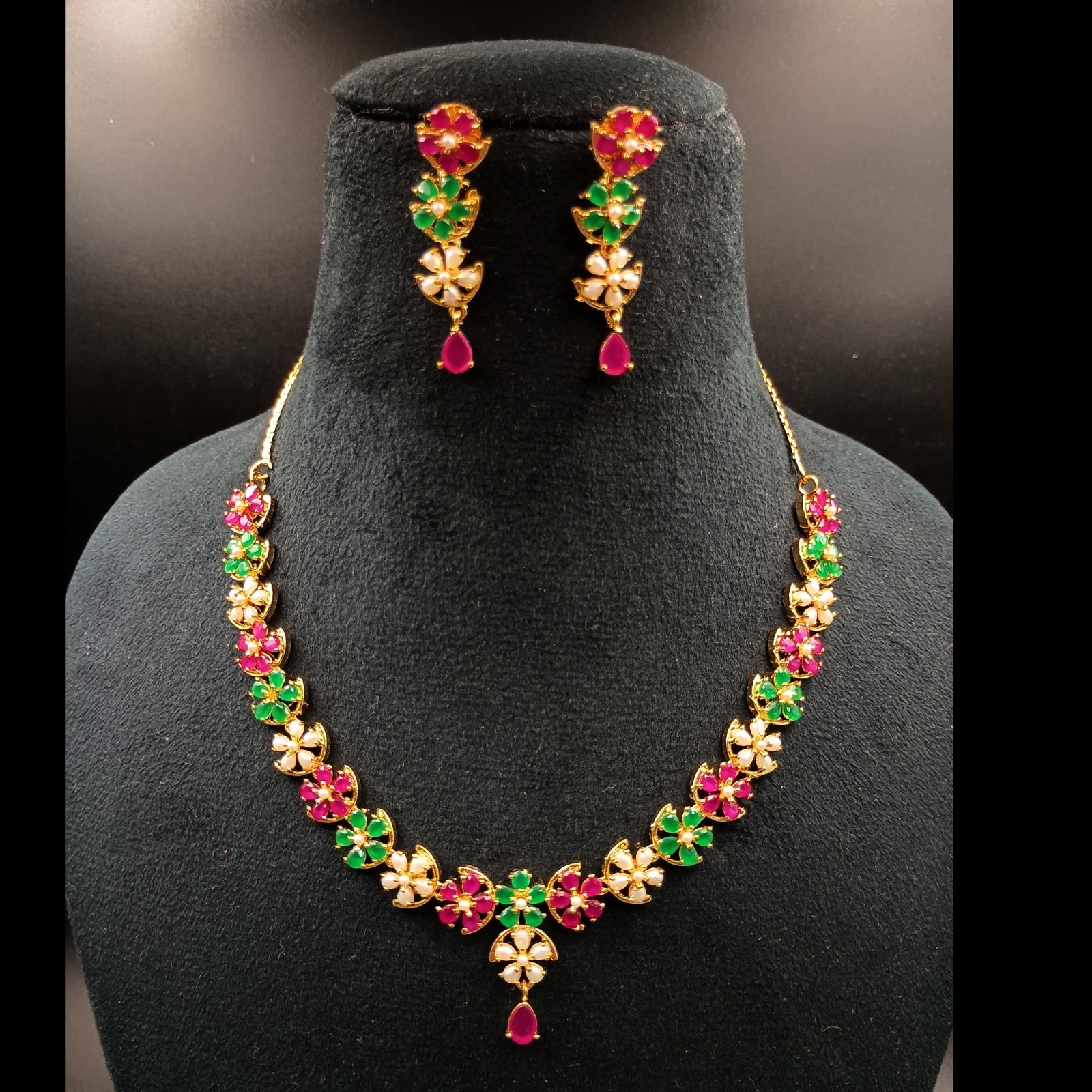 Vintage Flower Ruby Emerald Pearl Jewelry Set 22K Gold Plated Necklace Wedding G