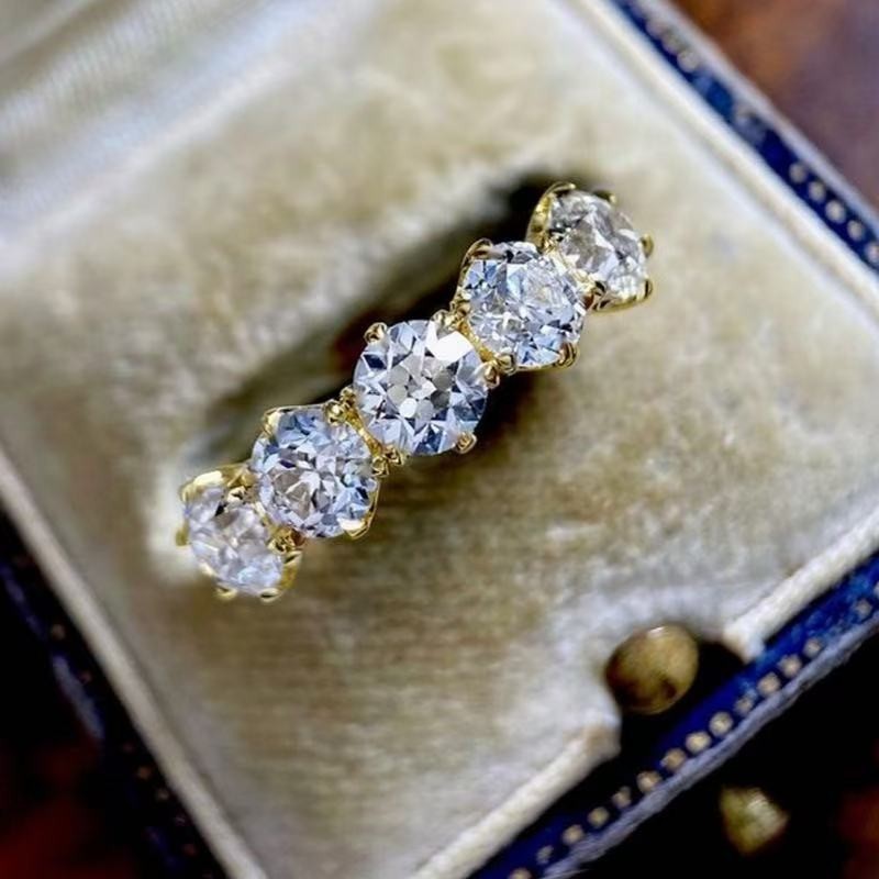 Fashion Woman 18k Gold Plated Sparkling CZ Band Ring Wedding Engagement
