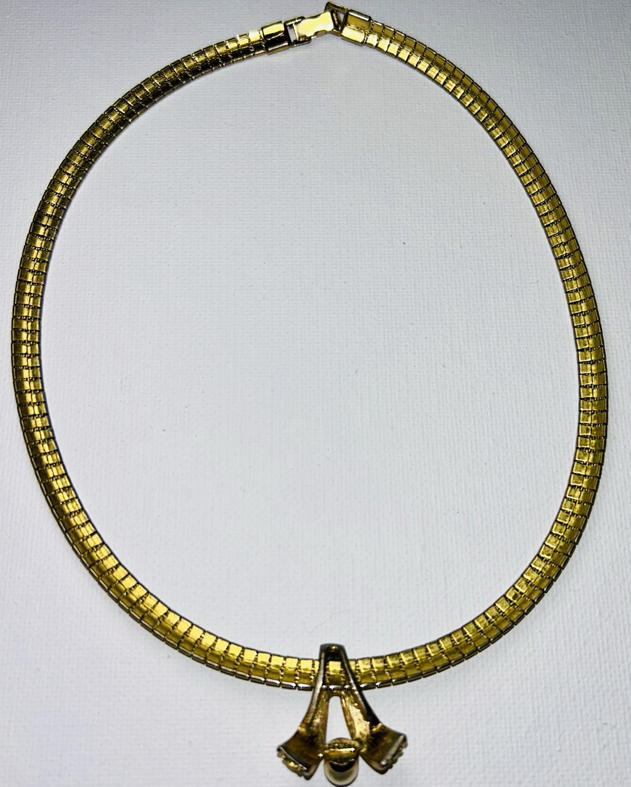 Vtg 1980s Gold Tone Omega Collar Necklace Faux Pearl Rhinestone Slide Pendant