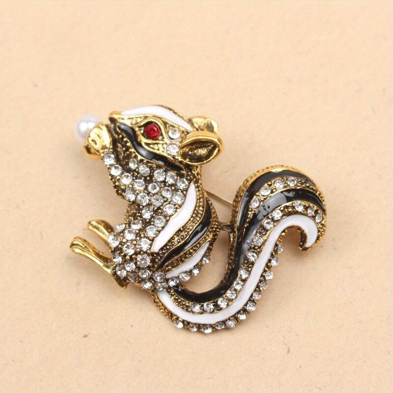 Fashion Rhinestone Cute Squirrel Brooch Suit Pin Pin Animal Clothing Accessories