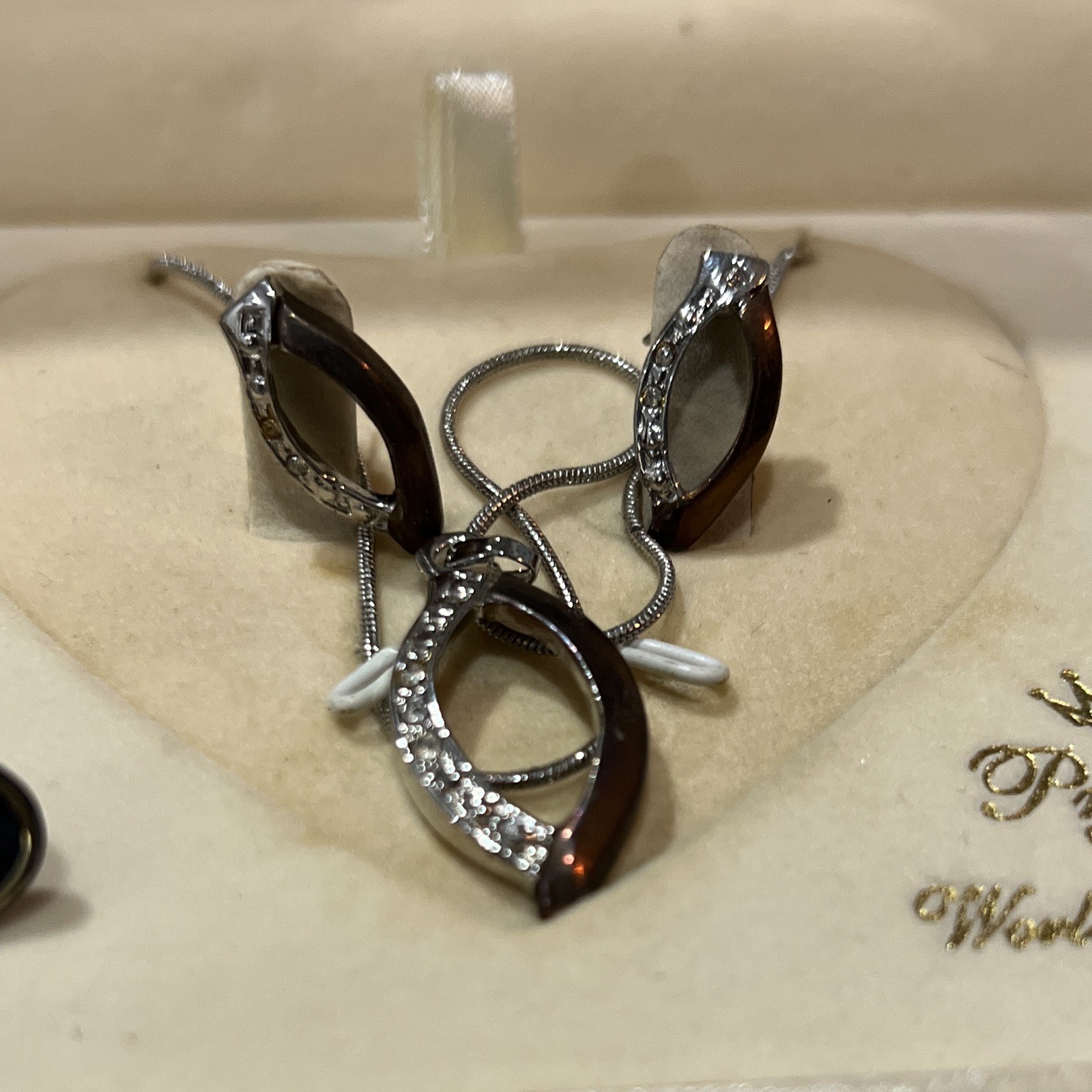 Princess Quartz World of Beauty Watch Necklace Earrings Set Need Restoration