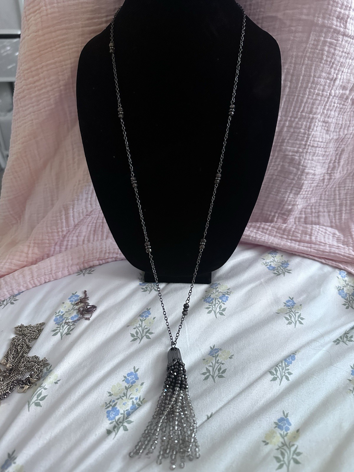 Silver Tone Gray Crystal Tassel Pendant Necklace Cable Chain Adjustable Lobster