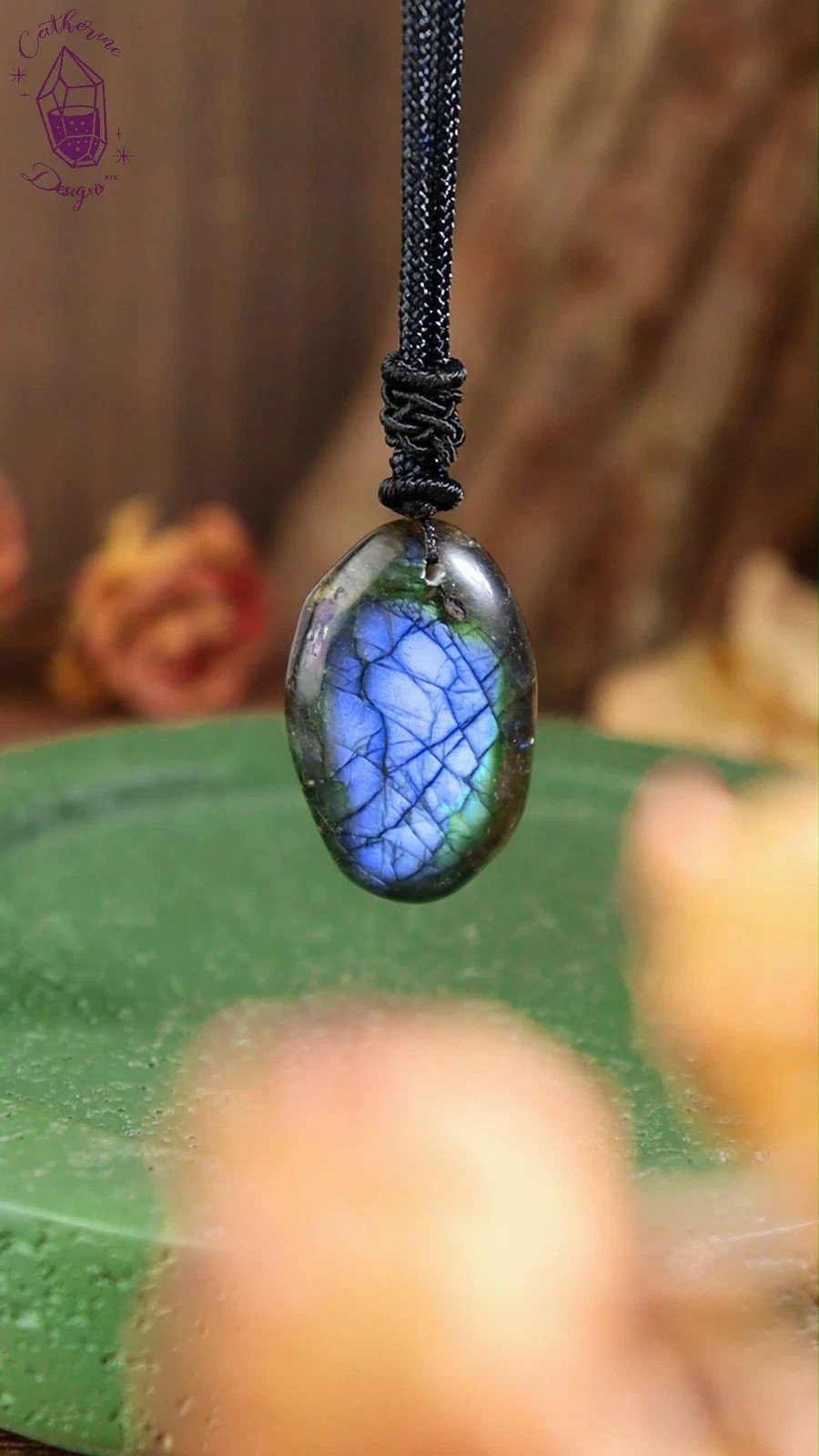Natural Labradorite Amulet Oval Pendant Healing Energy Women Men Necklace