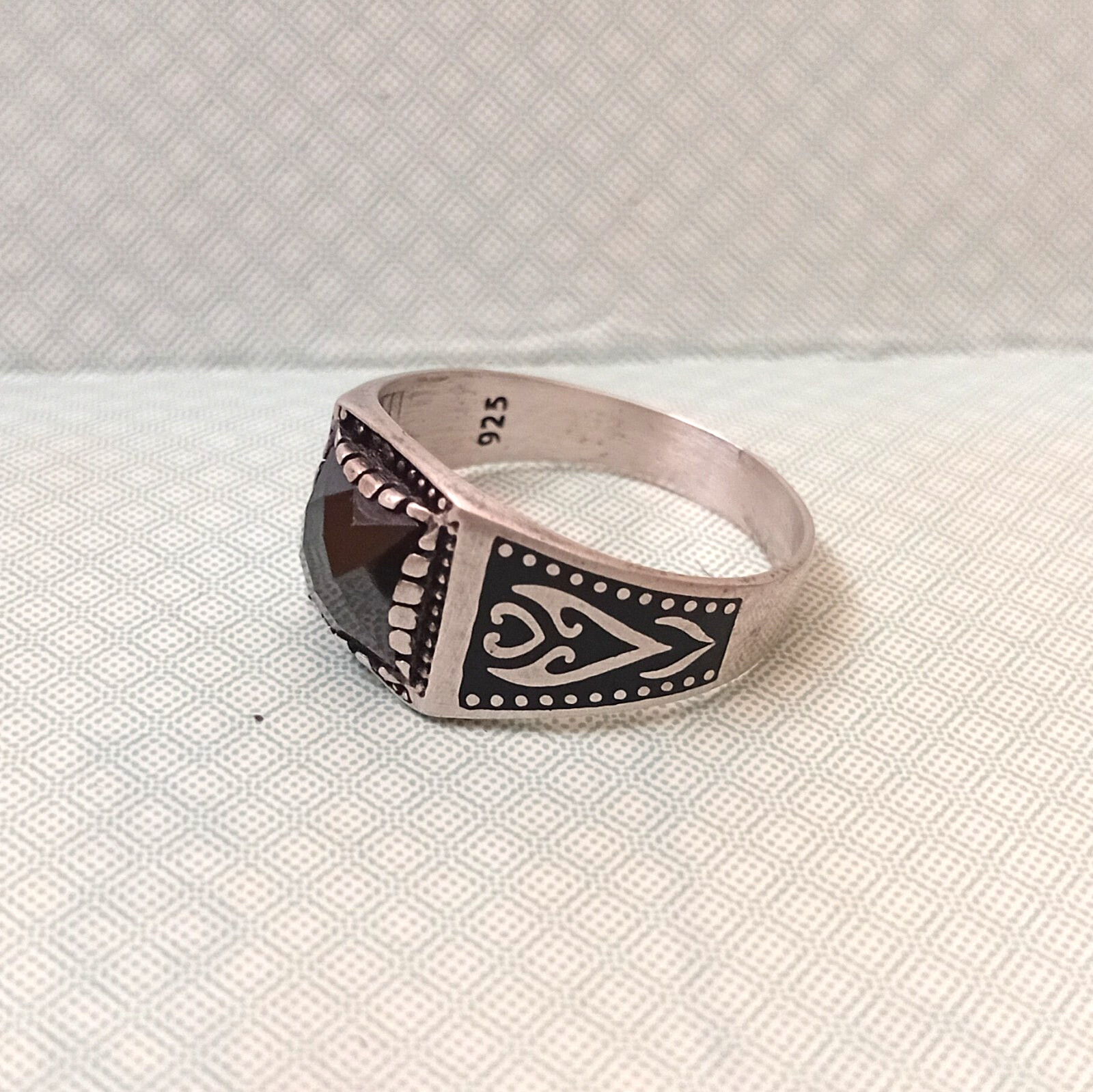 Silver Ring men’s Purity 925 Black Onyx Stone Ottomen Style size 11.5