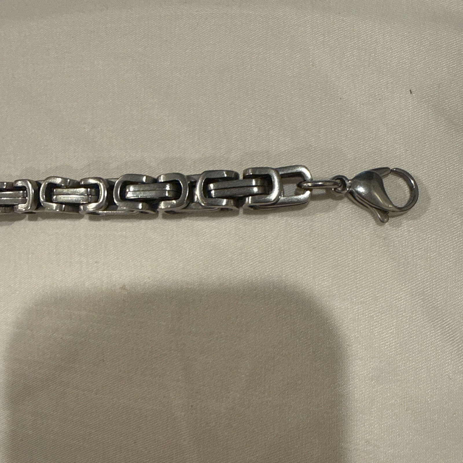 20 INCH LENGH STAINLESS STEEL SILVER BYZANTINE TURKISH BOX NECKLACE