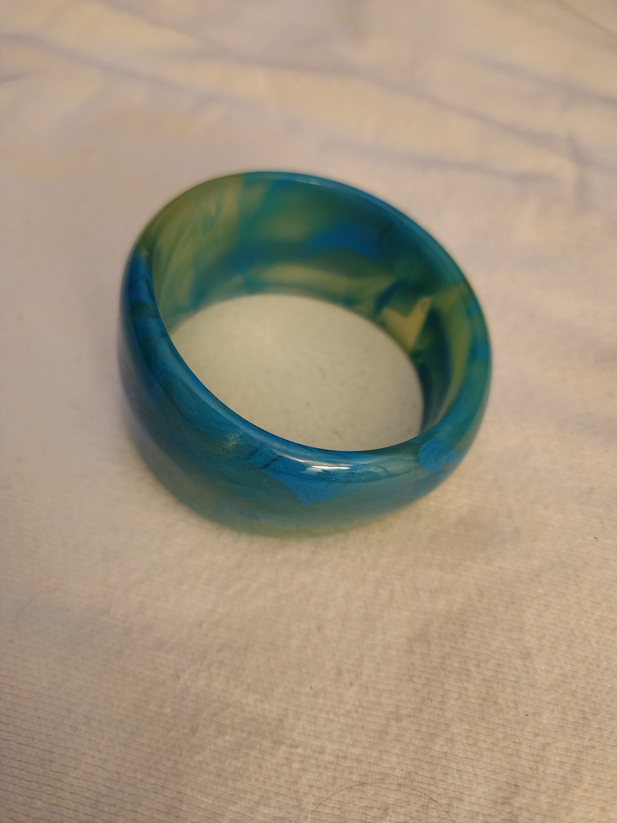 Blue Green Wide Plastic/Resin Bangle Bracelet, Round, No Closure, No Stone