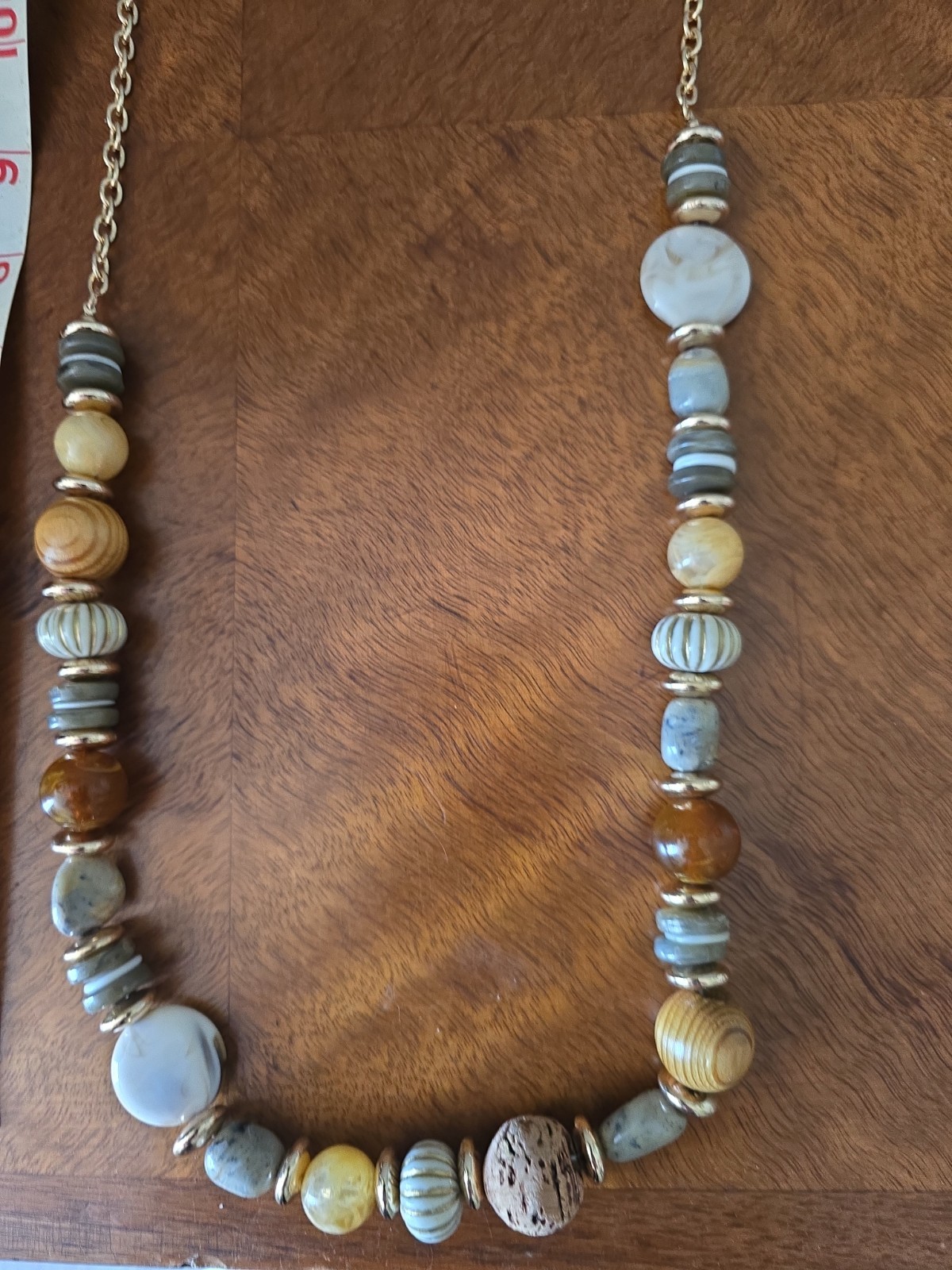 Chunky NECKLACE with Brown, beige, Beeds