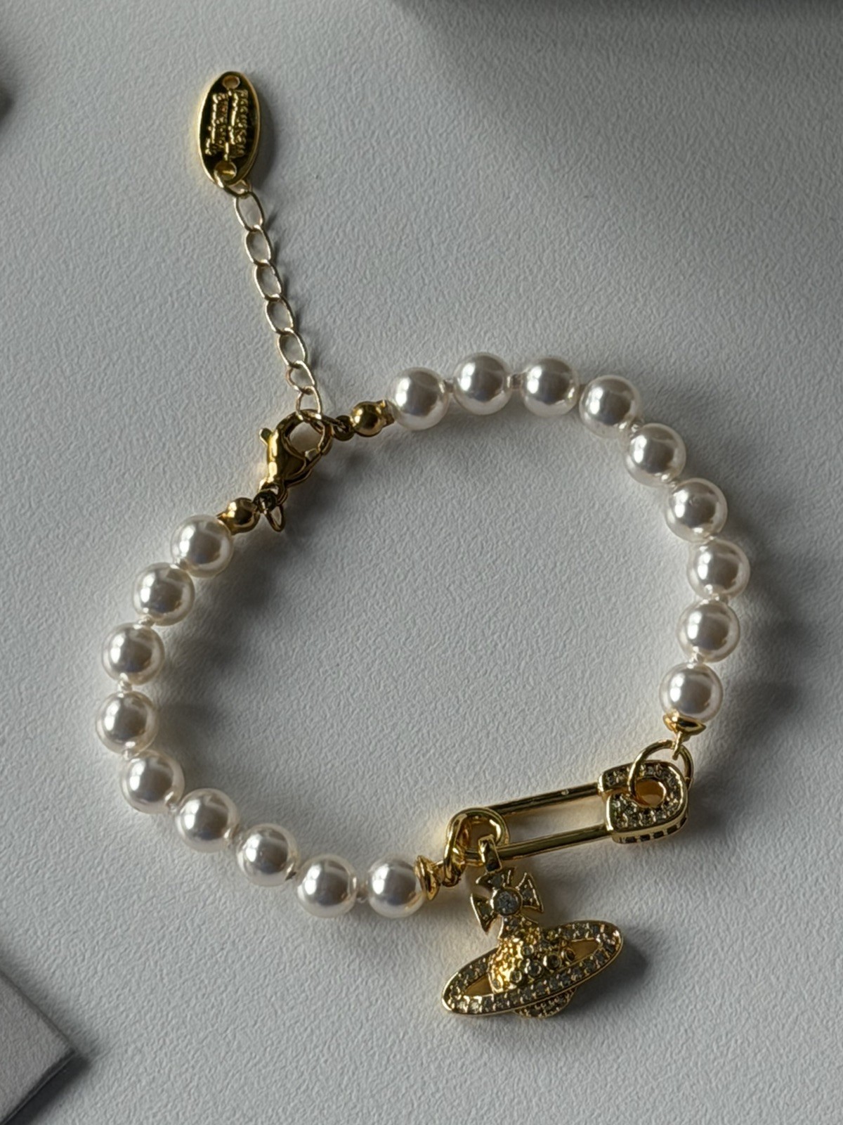 VW Lucrece Pearl Bracelet – Gold