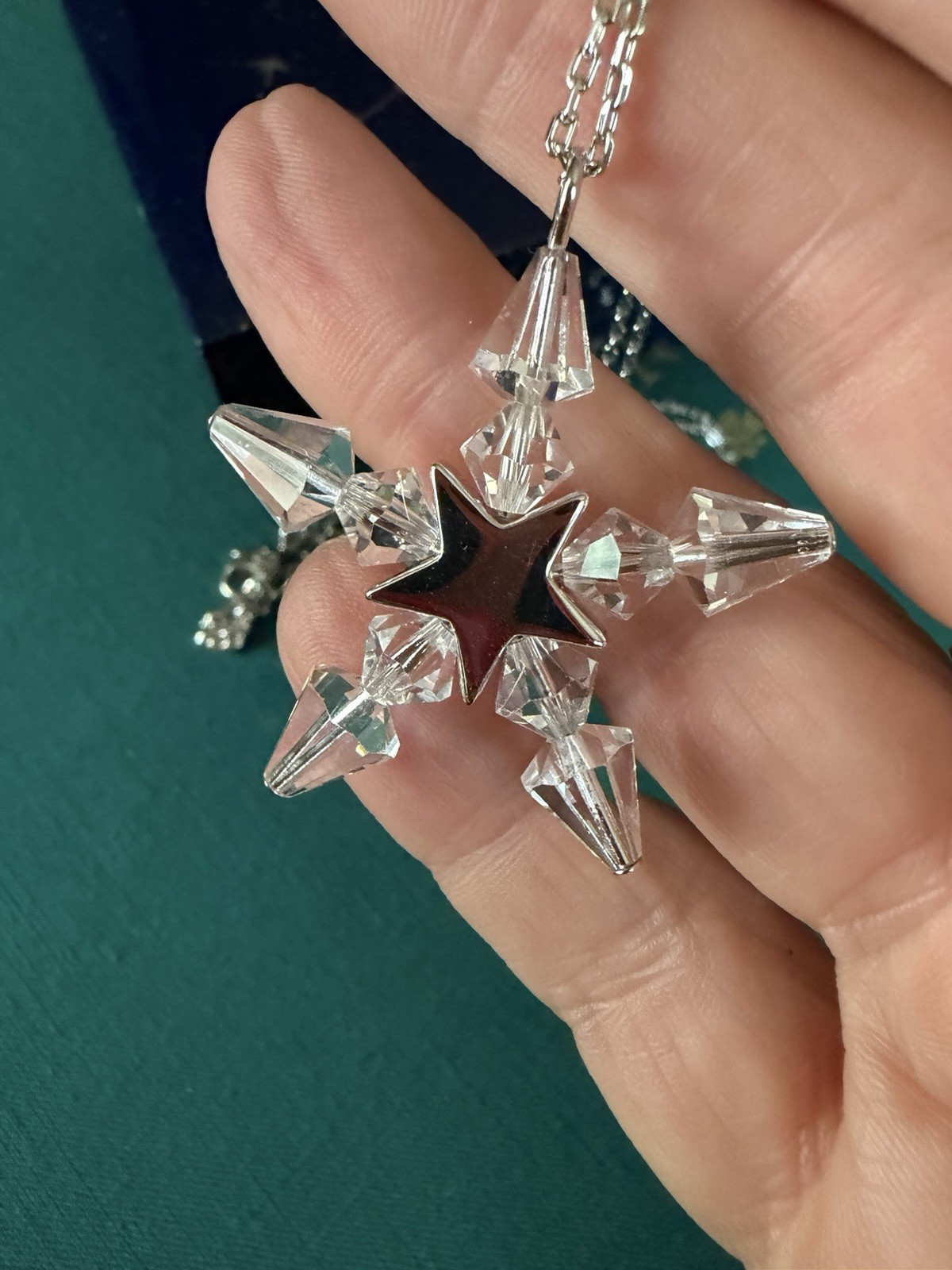Swarovski Clear Crystal Star Pendant Necklace 16in snowflake