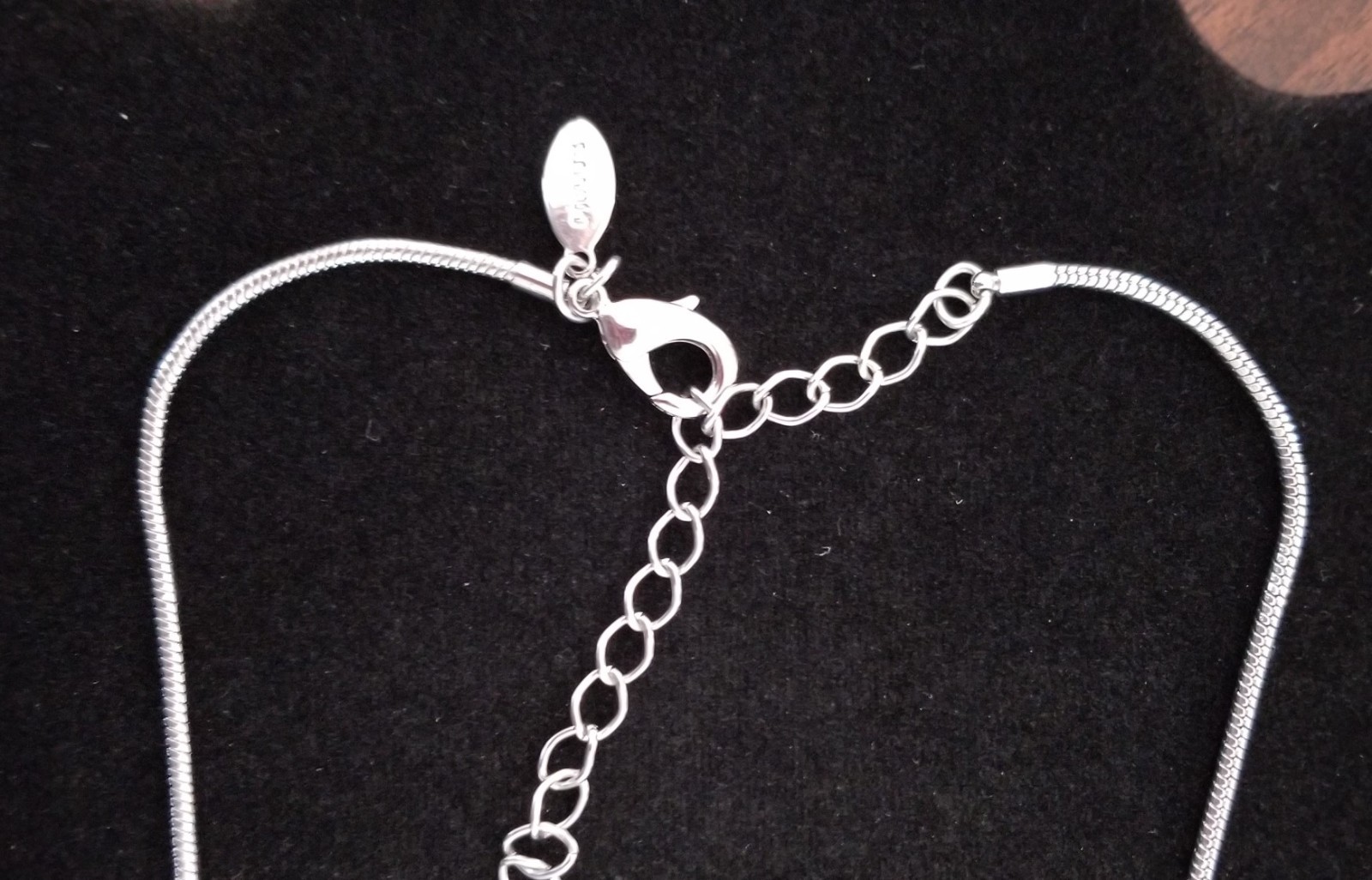 Chico’s Signed Blue Green Cream Silver Beaded Silver Tone Necklace