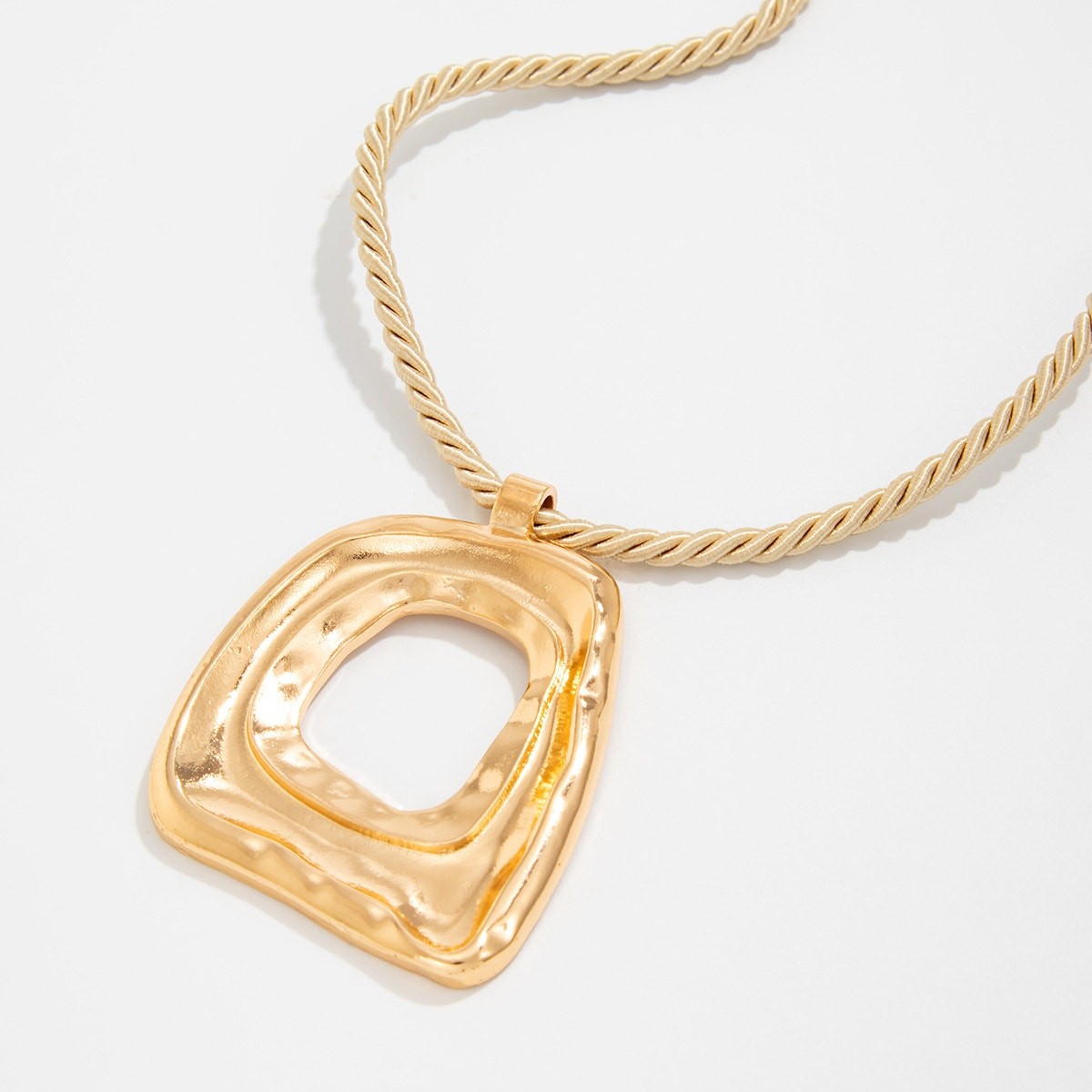 Chic Irregular Square Statement Gold Necklace – Rope Chain