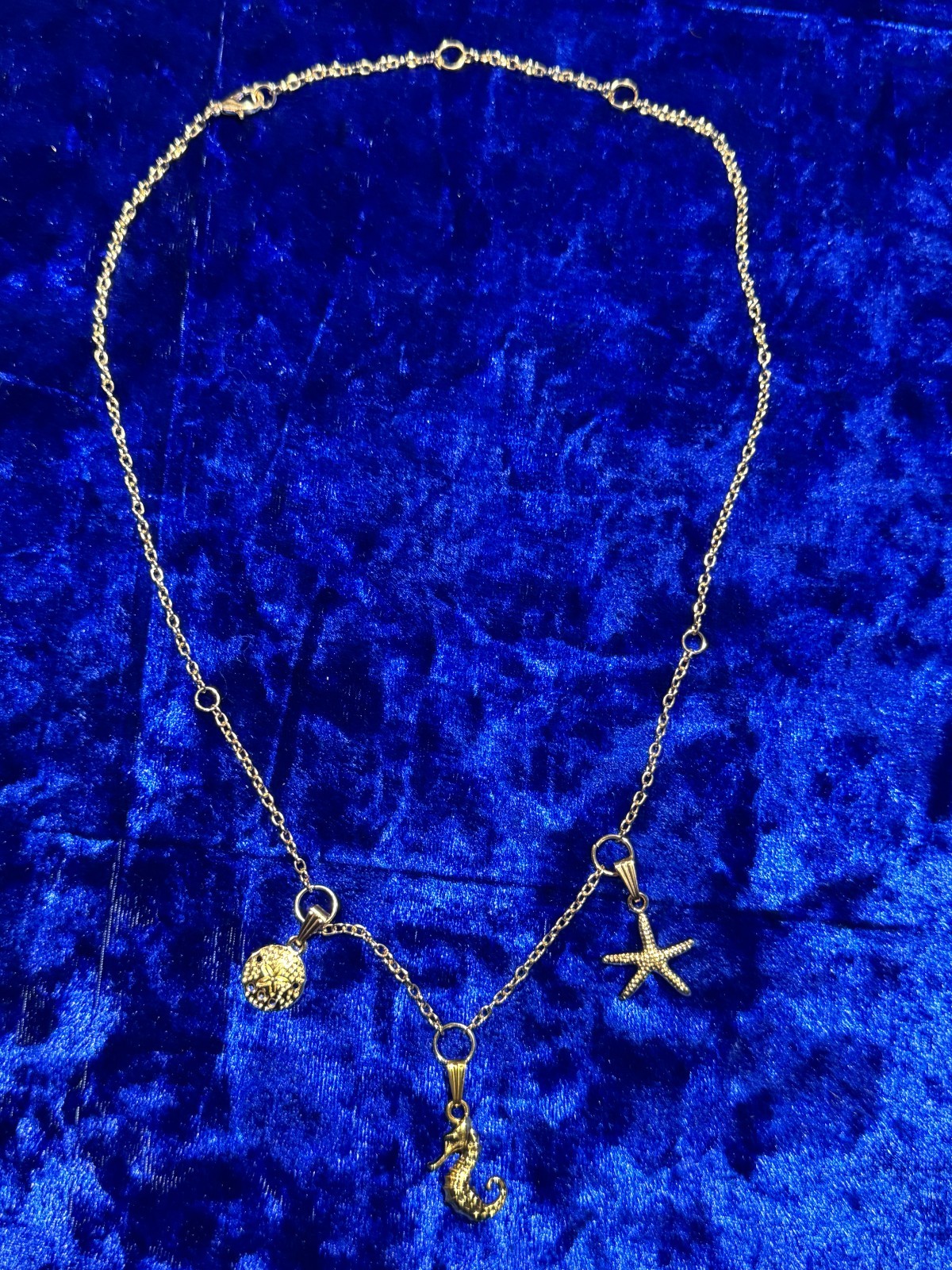 Seahorse & Starfish Pendent Necklace Chain KC Gold Color Plated 18 in + 3 in Adj