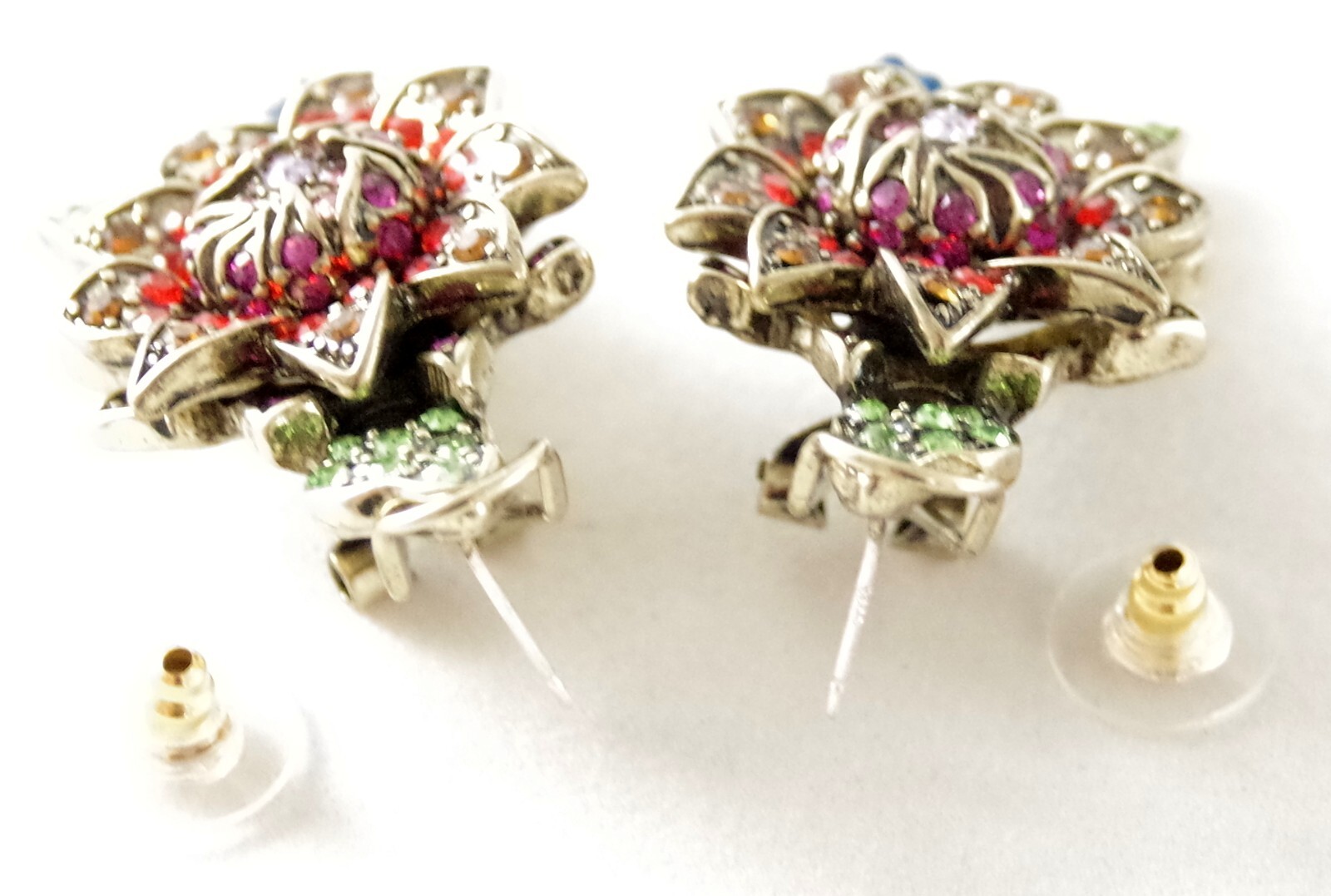 1 5/8″ DESIGNER STYLE MOODY HUES CRYSTAL RHINESTONE CABBAGE ROSE FLOWER EARRINGS