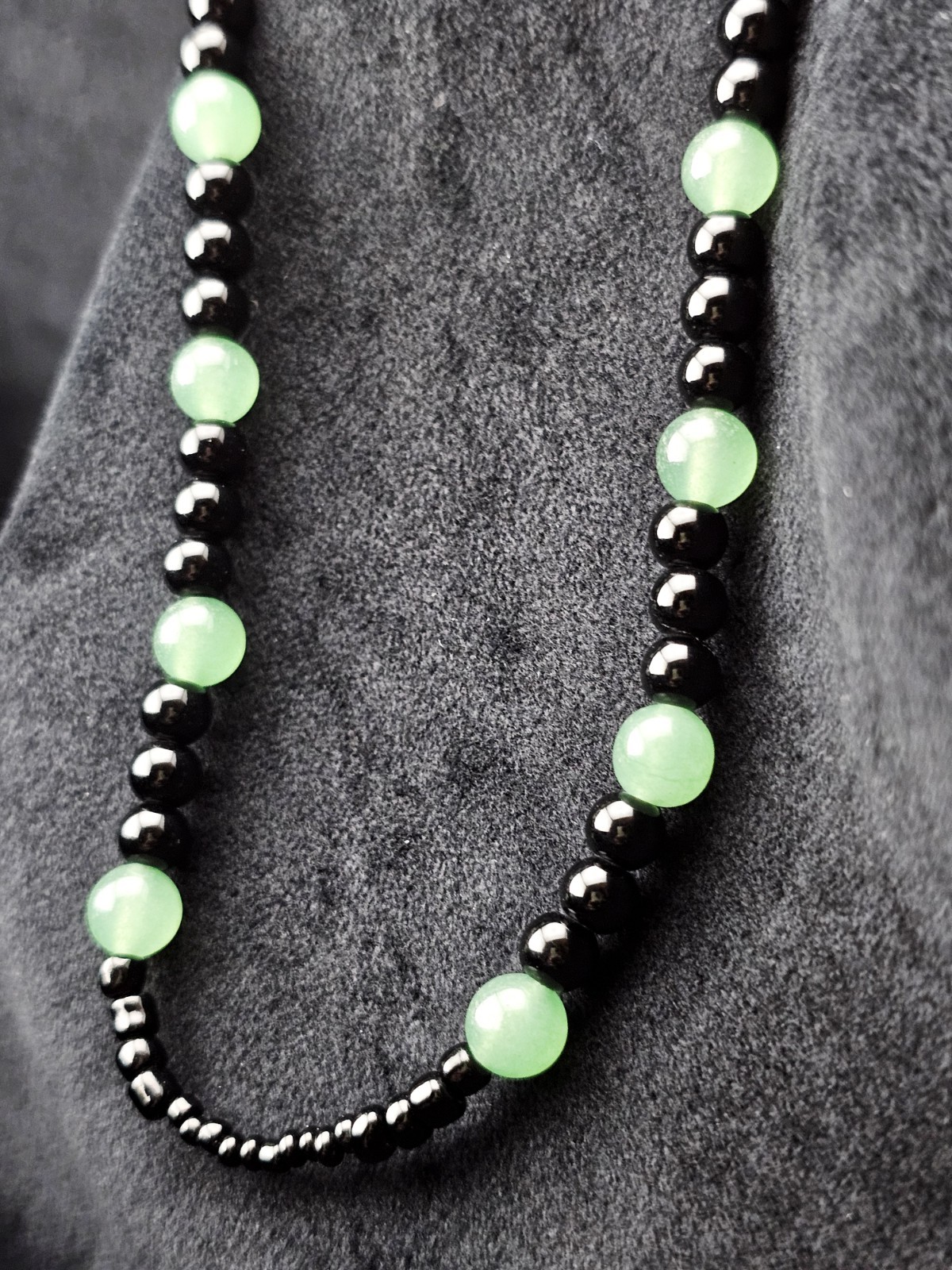 Vintage Aventurine & Onyx Necklace 19″ Polished Round Beads 30g