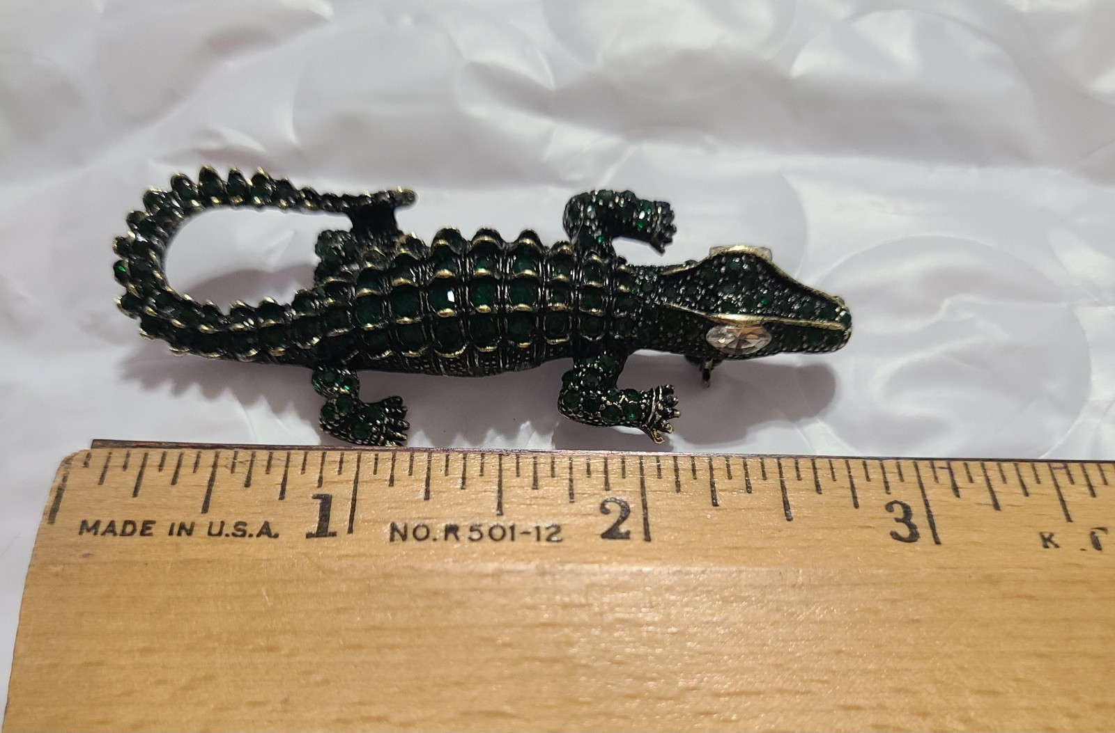 Vintage Green Rhinestone Alligator Brooch w/White Rhinestone Eyes In Gold Tone