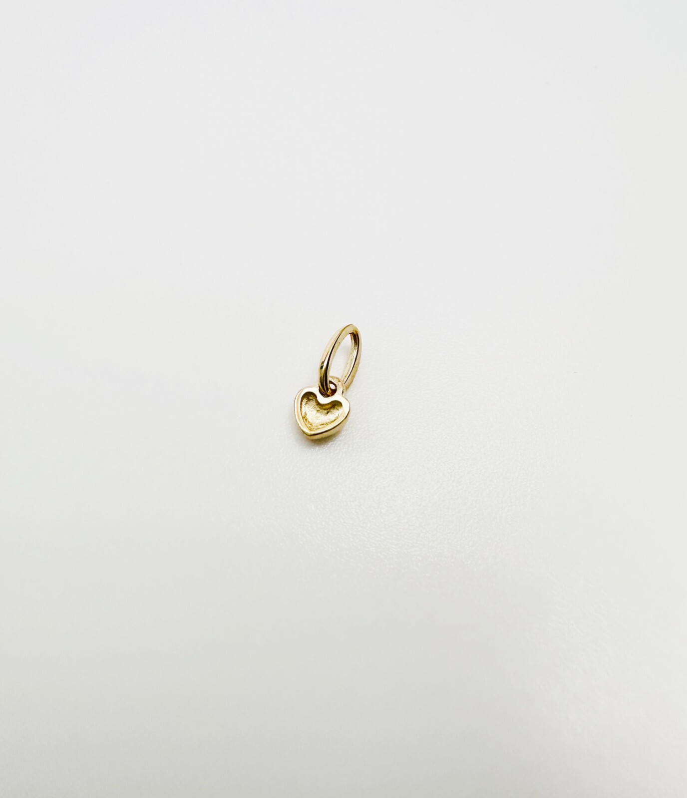 without packaging 14K Solid Yellow Gold Teeny Tiny Very Small Beveled He G2U