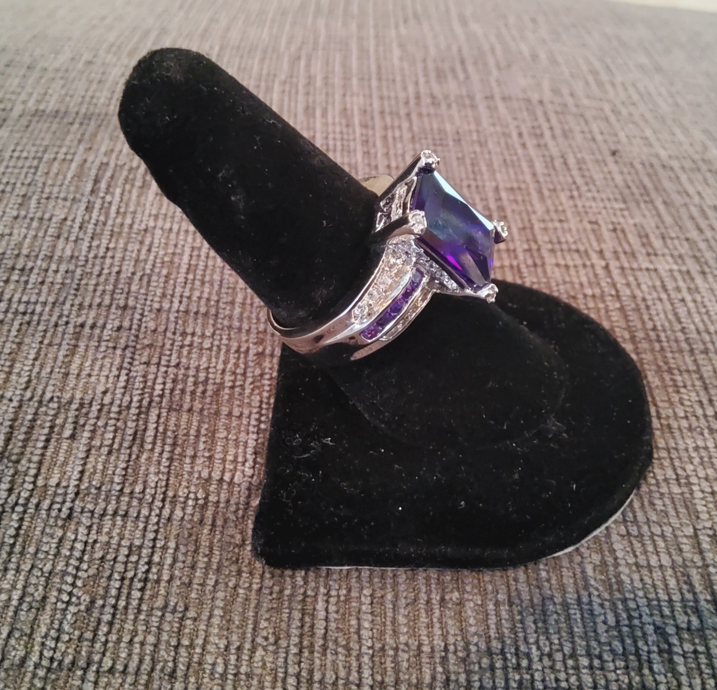Park Lane HOSTESS PURPLE RING – TANZANITE PURPLE CZs w/SWAROVSKI – SZ 10