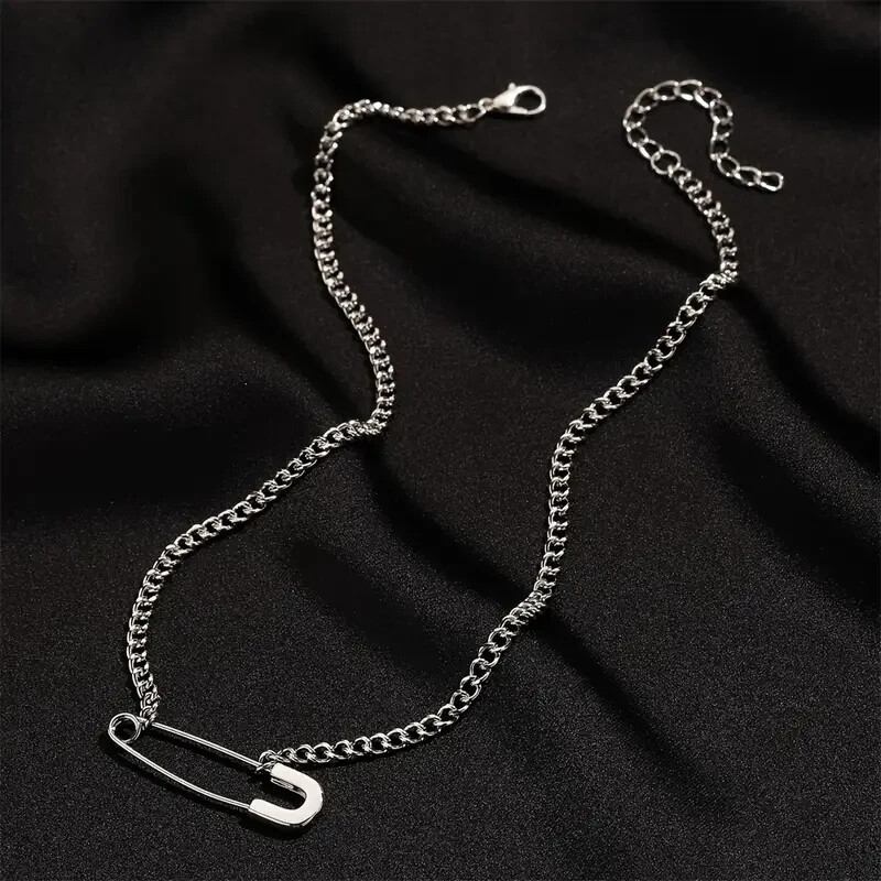 Creative Safety Pin Pendant Necklace Unique Pendant Necklace Silvery Fashion New
