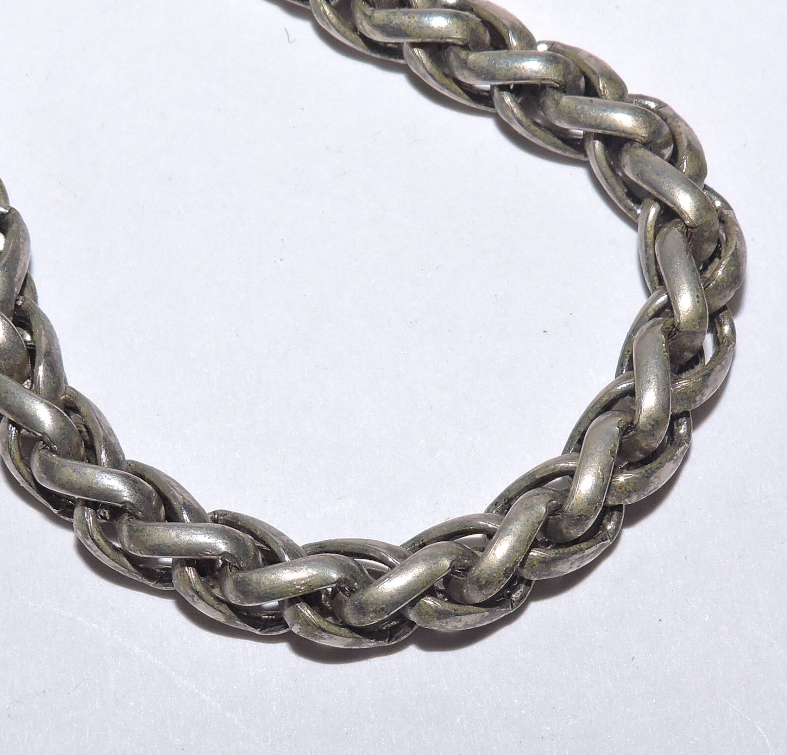 Silver Tone 16″ WHEAT LINK CHAIN NECKLACE Etruscan Style BLACK FOB / AMULET
