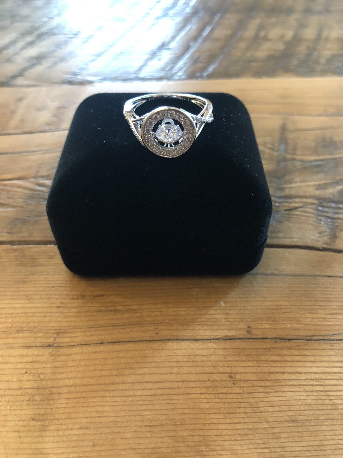 Avon Everlasting Love Ring Floating CZ Stone Raised Setting 925 Size 9