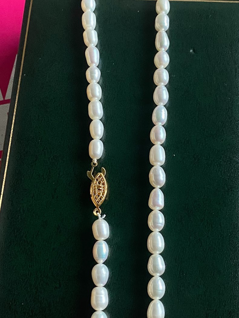 Vintage White Freshwater Cultured Pearl Necklace – 40cm Rice Bead Choker Pin