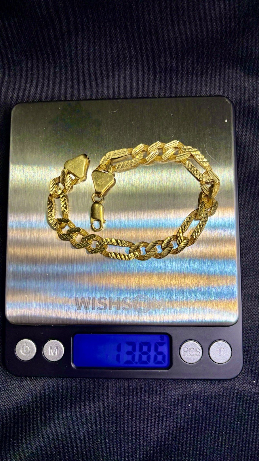 22K Gold Figaro Chain Link Bracelet 8in. Lobster Clasp, No Main Stone