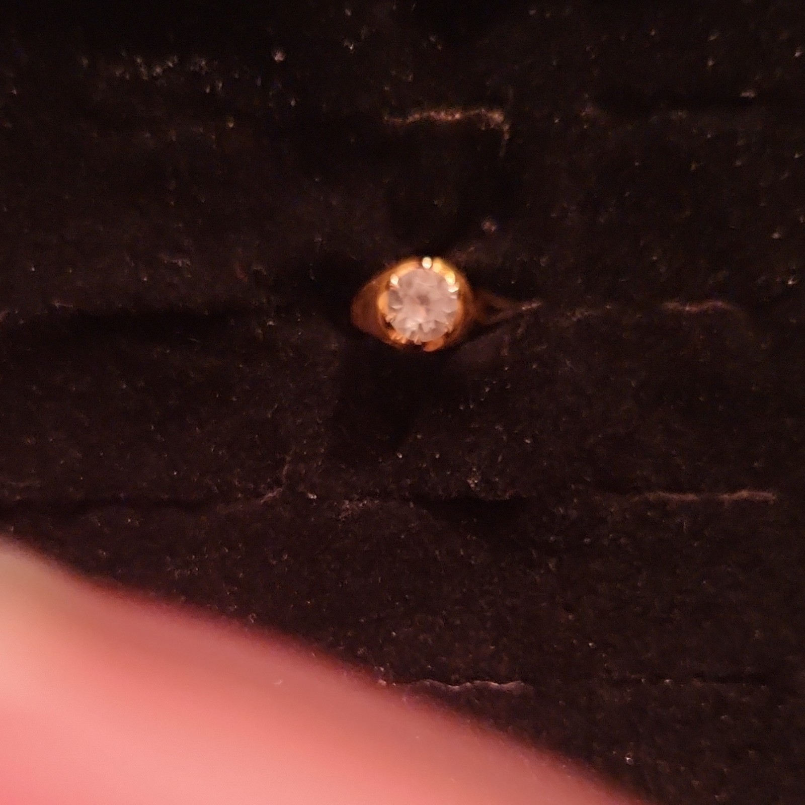 24 carat Yellow Gold Solitaire Ring Size 5 Round White Zircon 1 Stone Pre-Owned