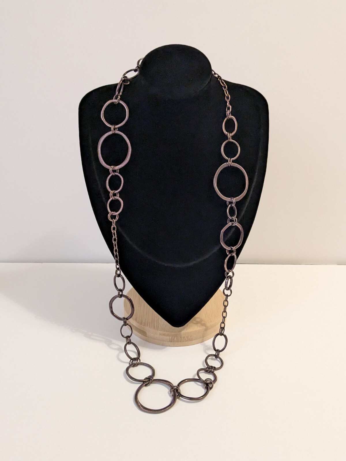 Lia Sophia Bronze Tone Textured Various Size Round Links Necklace. 30″. BOHO.