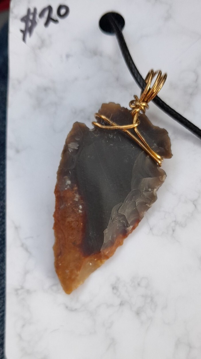 Natural Stone Arrowheads necklaces male female new pendants jewelry Gifts unisex