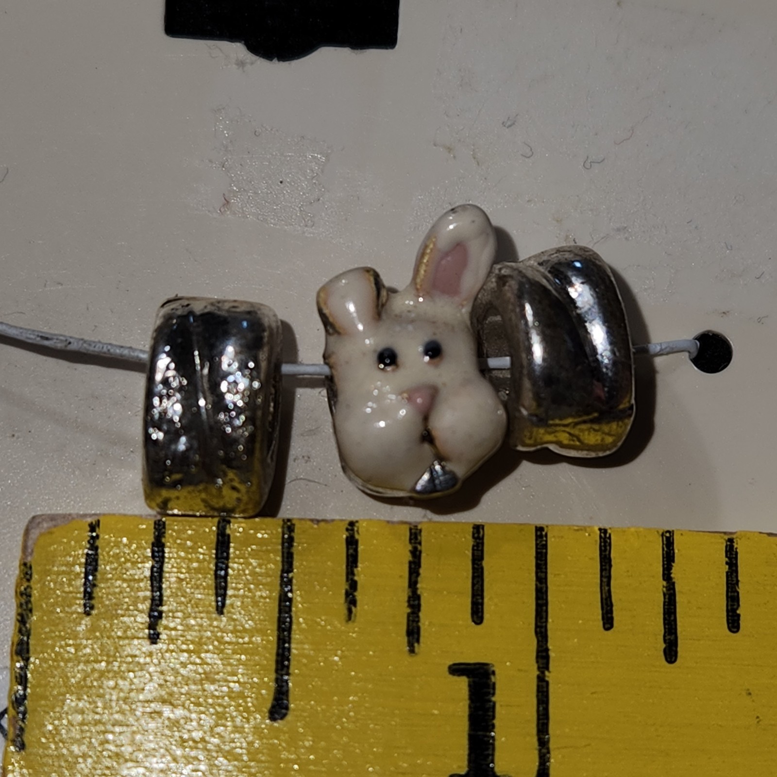 2 EASTER BUNNY Charms + 4 Silver Tone Add On Charms Rabbit NOS Sensible Solution