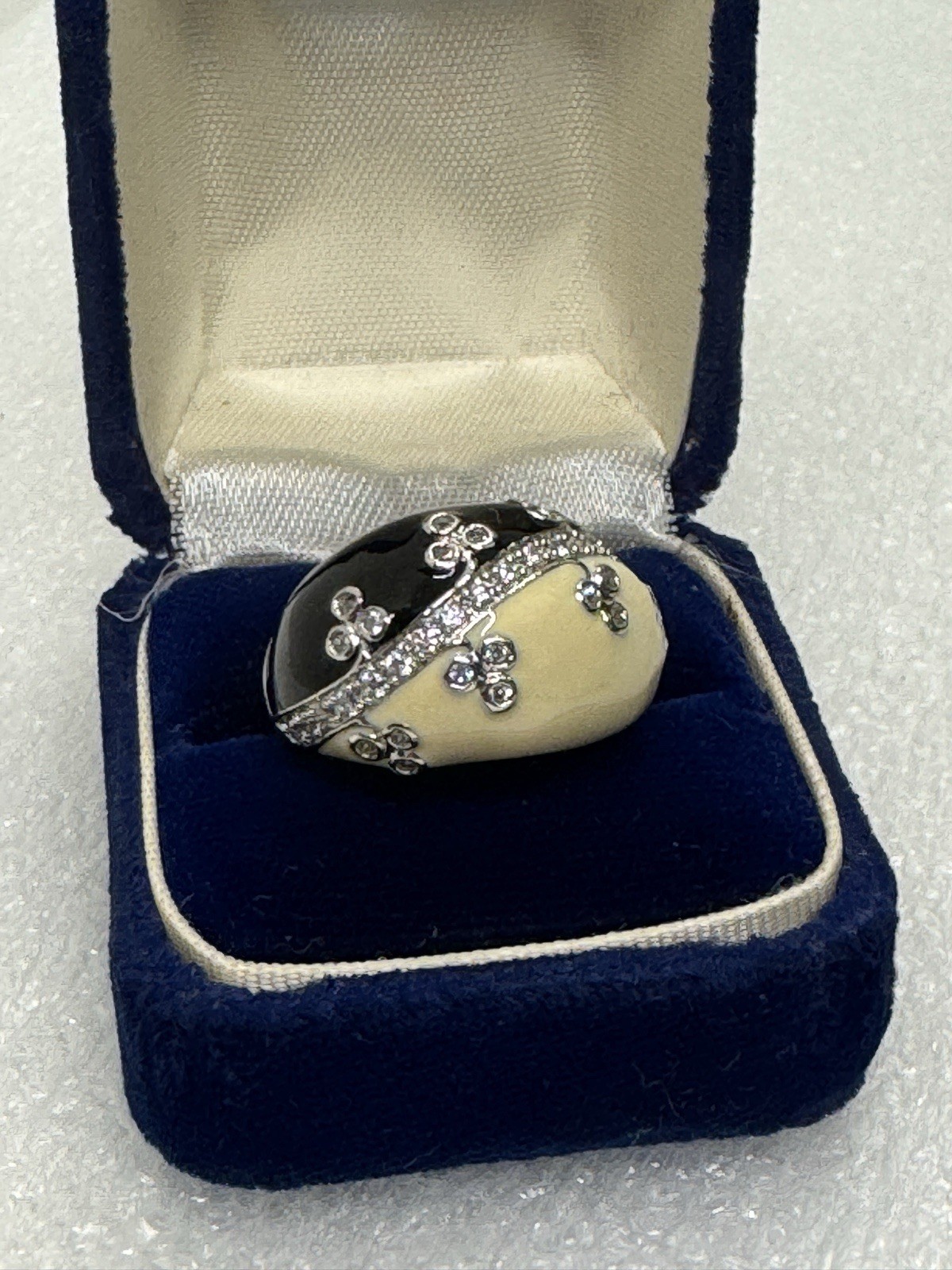 Sterling Silver Cream Black Enamel Rhinestone Dome Ring Size 7.5