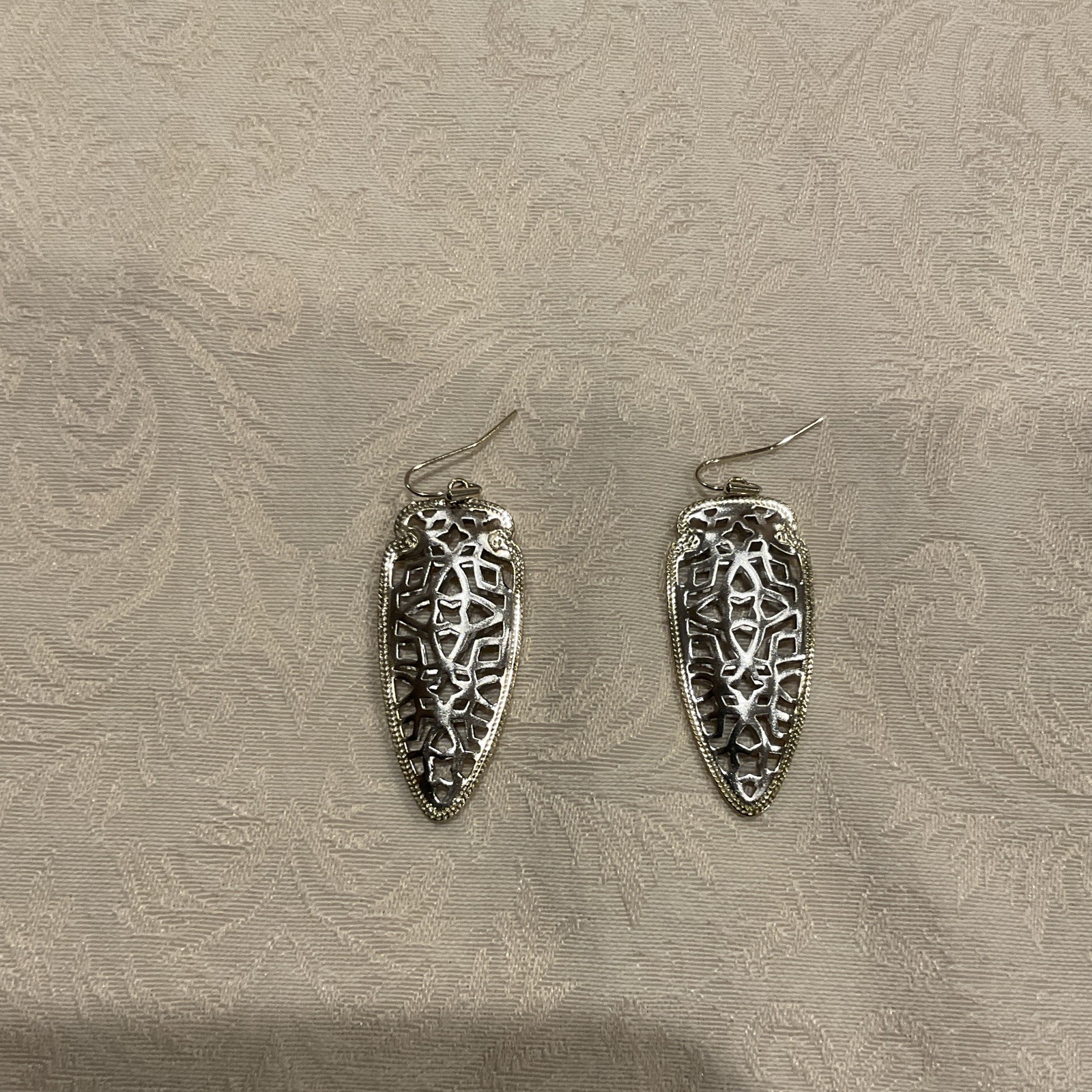 Silver / Gold Kendra Scott Teardrop Filigree Openwork Dangle Drop Hook Earrings