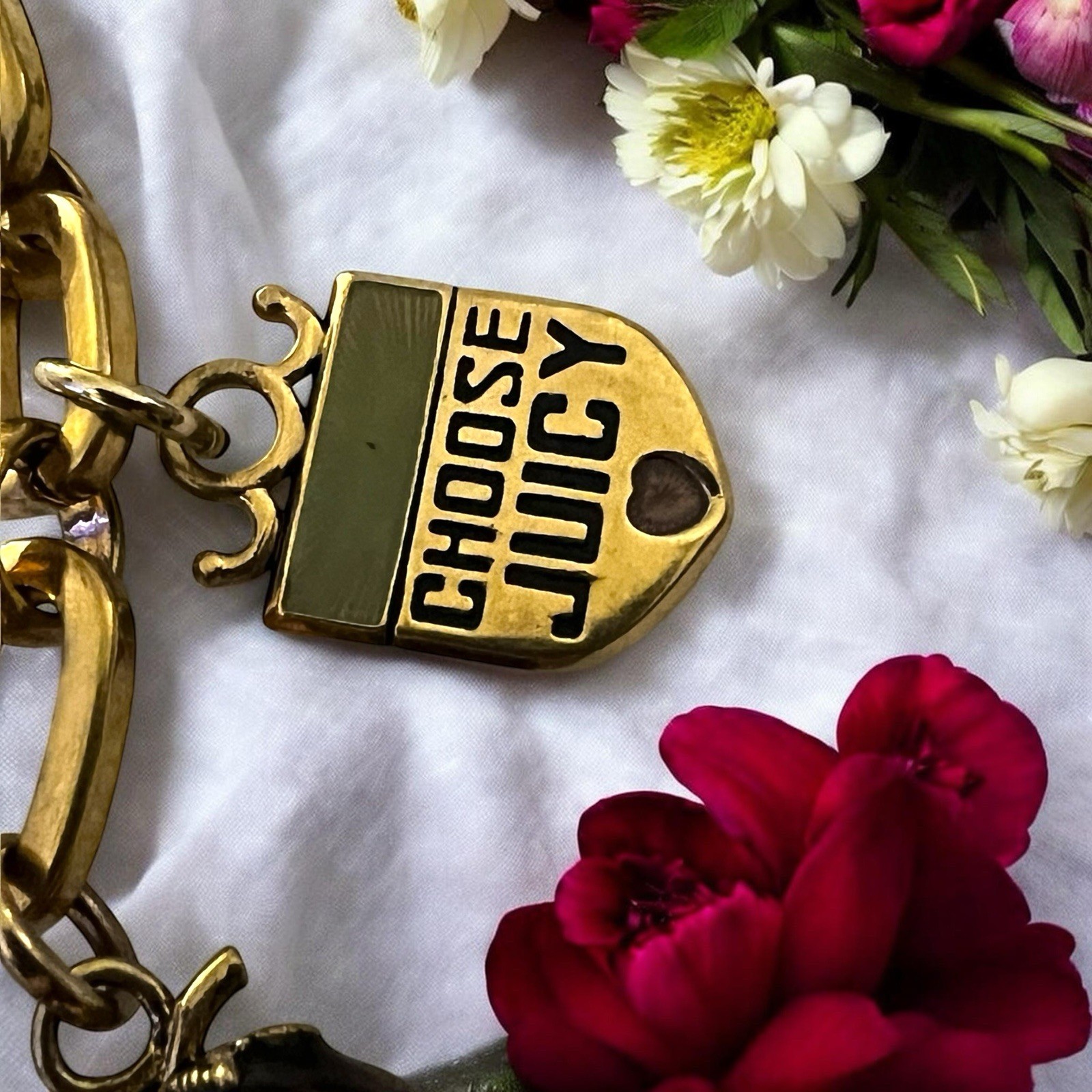 Vintage JUICY COUTURE Gold-Tone Assorted Iconic Rare Charm 7.5” Bracelet 13.1g
