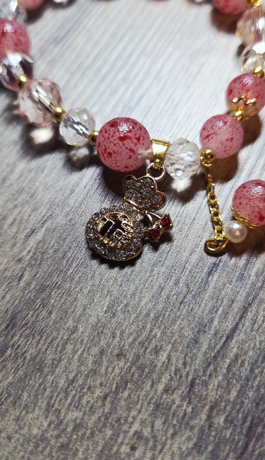 Crackle Glass Bracelet Stretch Beaded Crystal Gold Tone Multicolorful