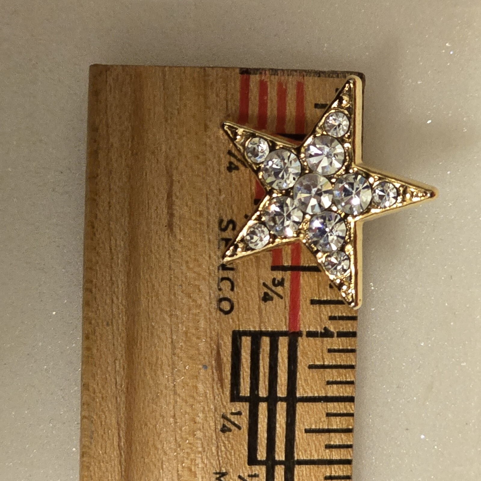 Vintage Gold Tone Cubic Zirconia Star Post Earrings For Pierced Ears 7/8″ inch