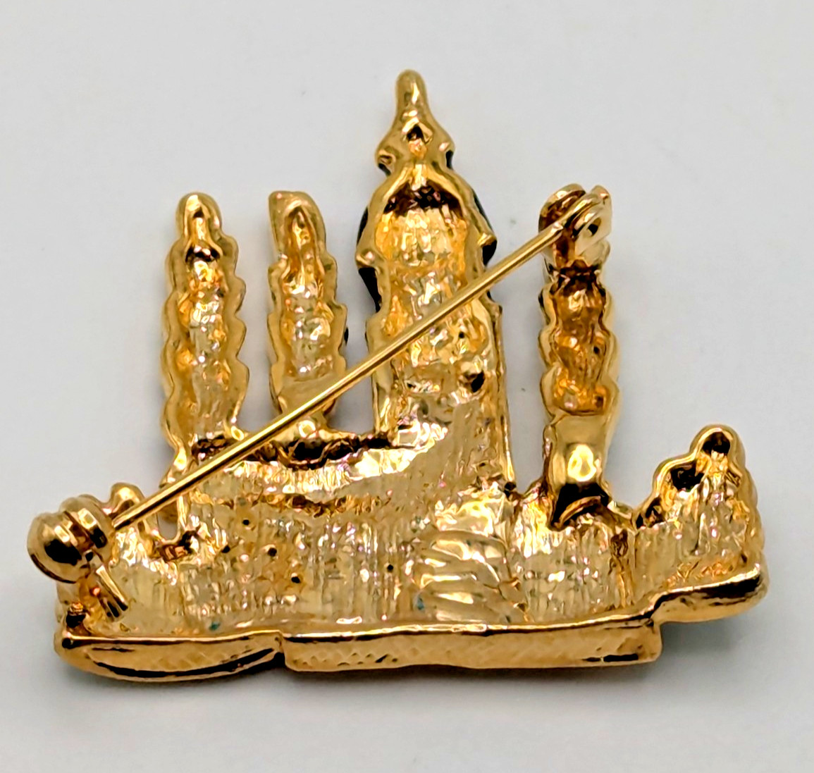 Castle Fairytale Fantasy Brooch Pin Rhinestone Enamel Gold Tone Fashion Jewelry