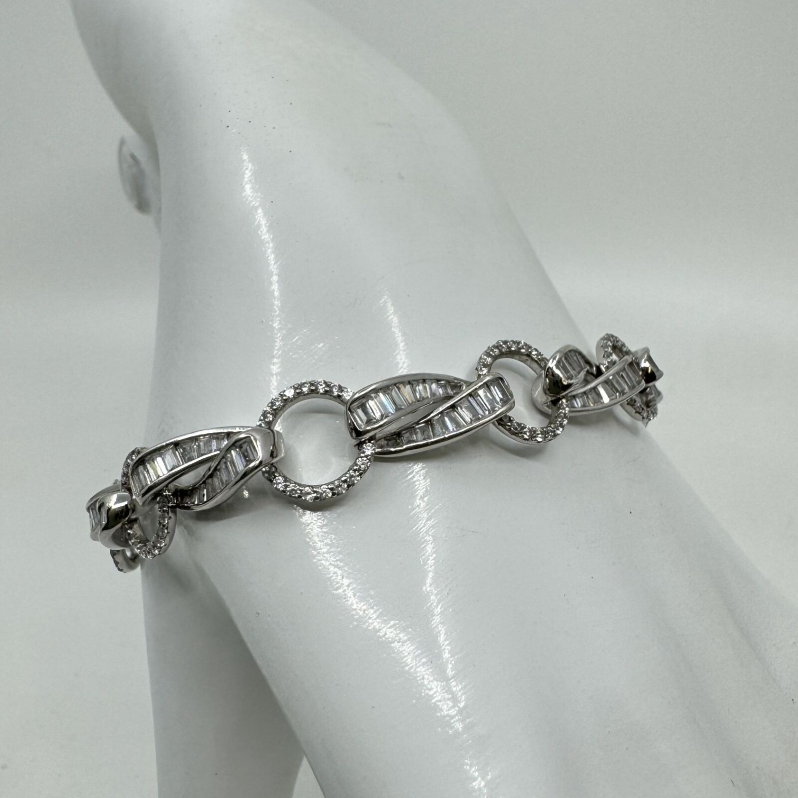 Sterling Silver Baguette & Round Cubic Zirconia Link Tennis Bracelet 7.25″