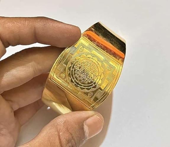 Brass Shri Yantra Bangle Cuff Kada Bracelet for Wealth & Prosperity unisex