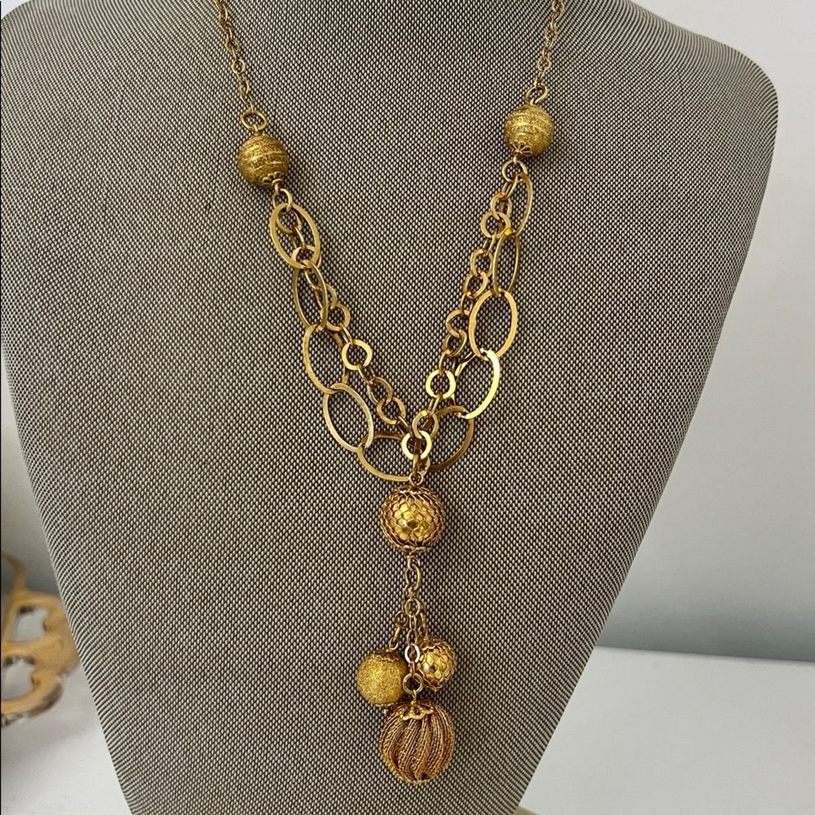 ROMANZA ITALY 18k Gold plated Chic Gold Statement Necklace up 17”
