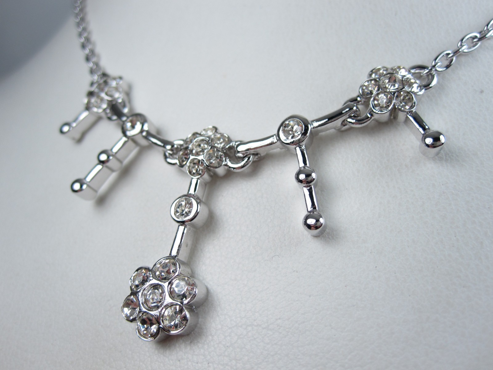 Nina Ricci Rhodium Plated Necklace with Swarovski Crystals 16-18″ – 9555