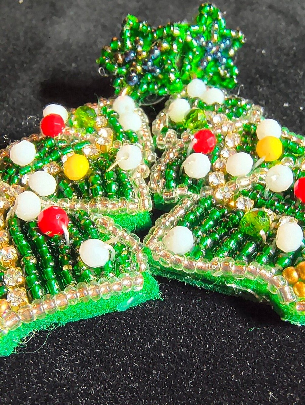 Vintage Handmade Beaded Christmas Tree Earrings Rhinestone Glass Bead