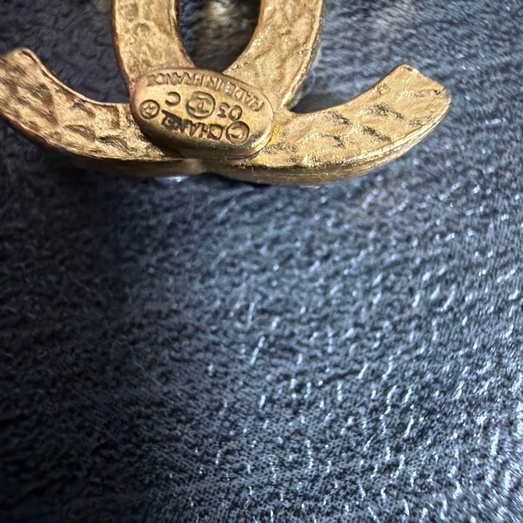 CHANEL Vintage Clip-On Earrings Authentic Logo Mark Gold Tone No Accessories