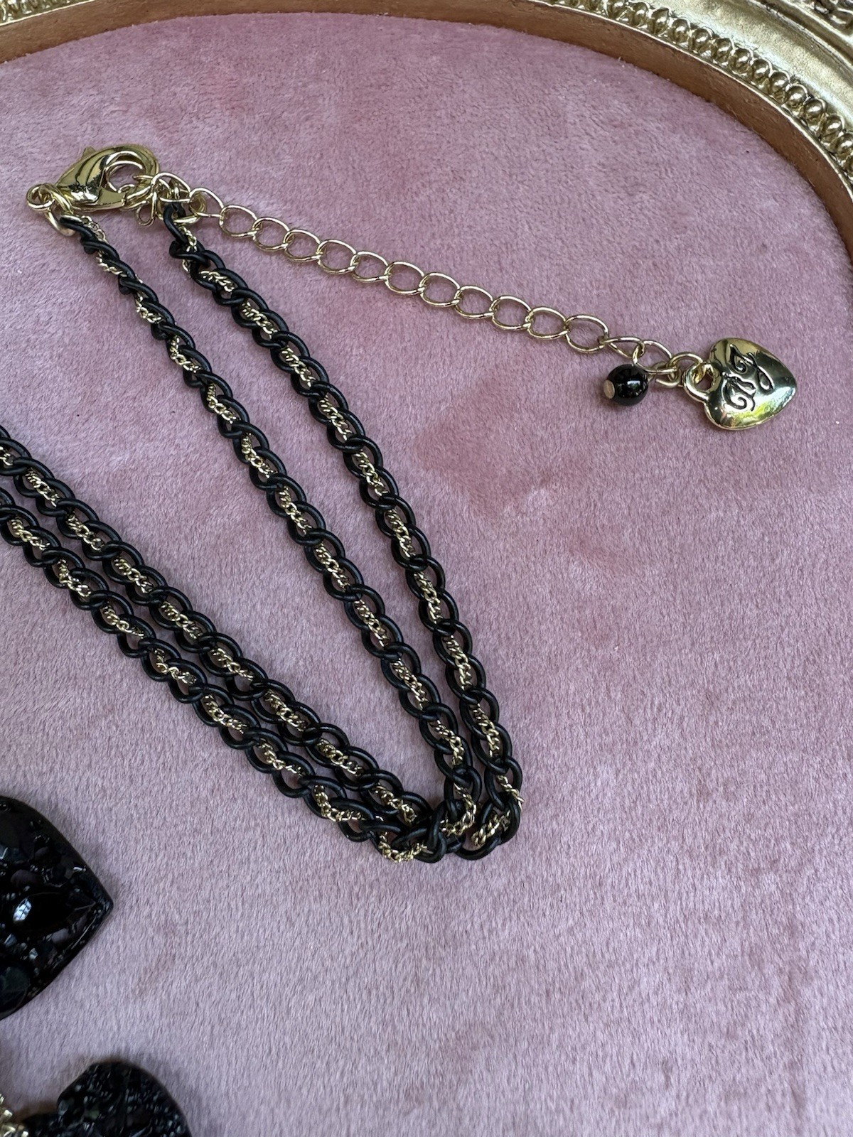 Betsey Johnson Black Matte Heart Key Crystal Jewel Daisy Gold Charm Necklace