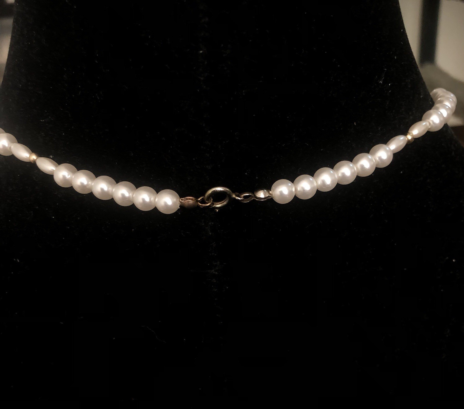 A Good Quality Faux Pearl Choker Collar 16” Necklace GP Spacers