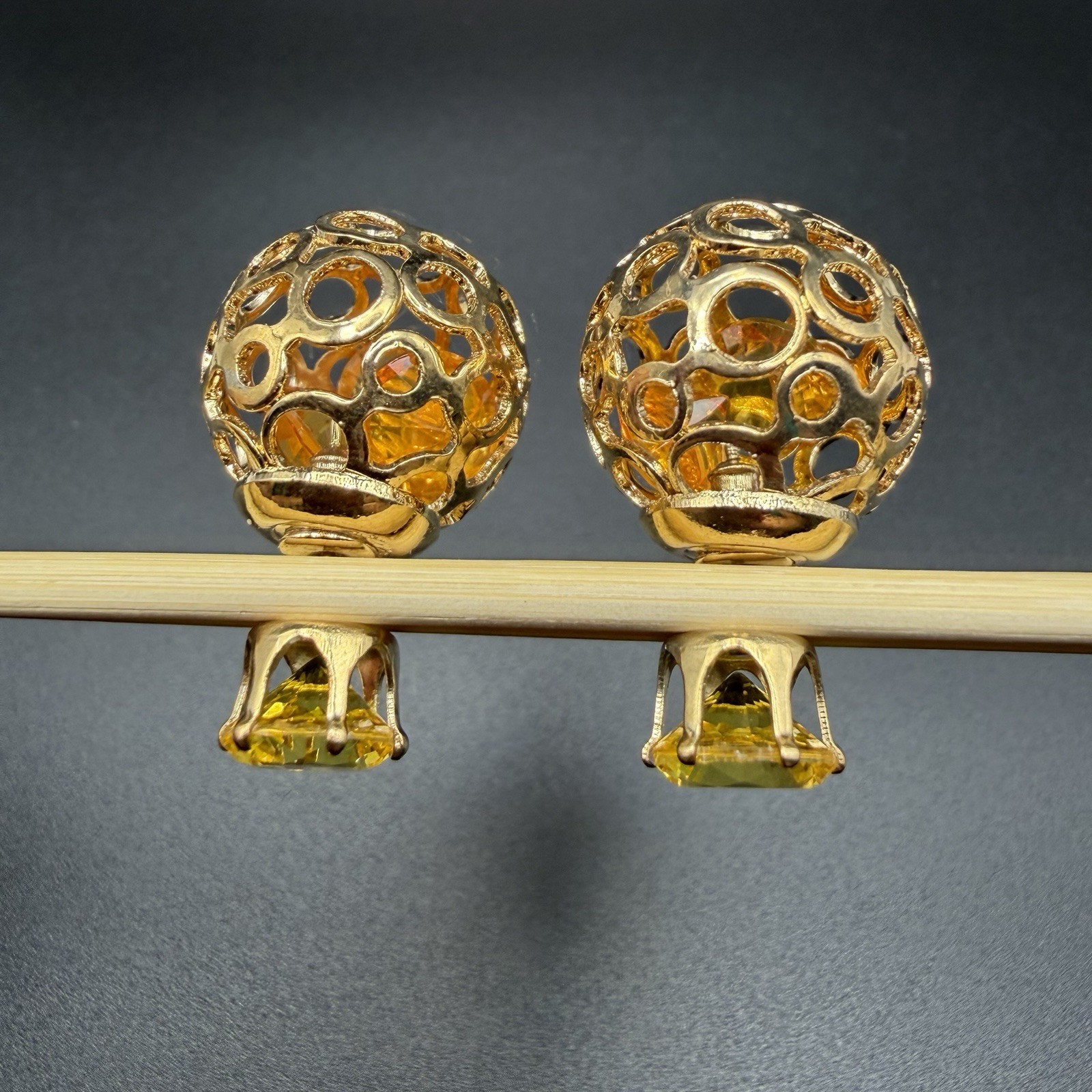 Gold Tone Filigree Ball Ear Studs With Amber Yellow Backing Crystal Earrings New