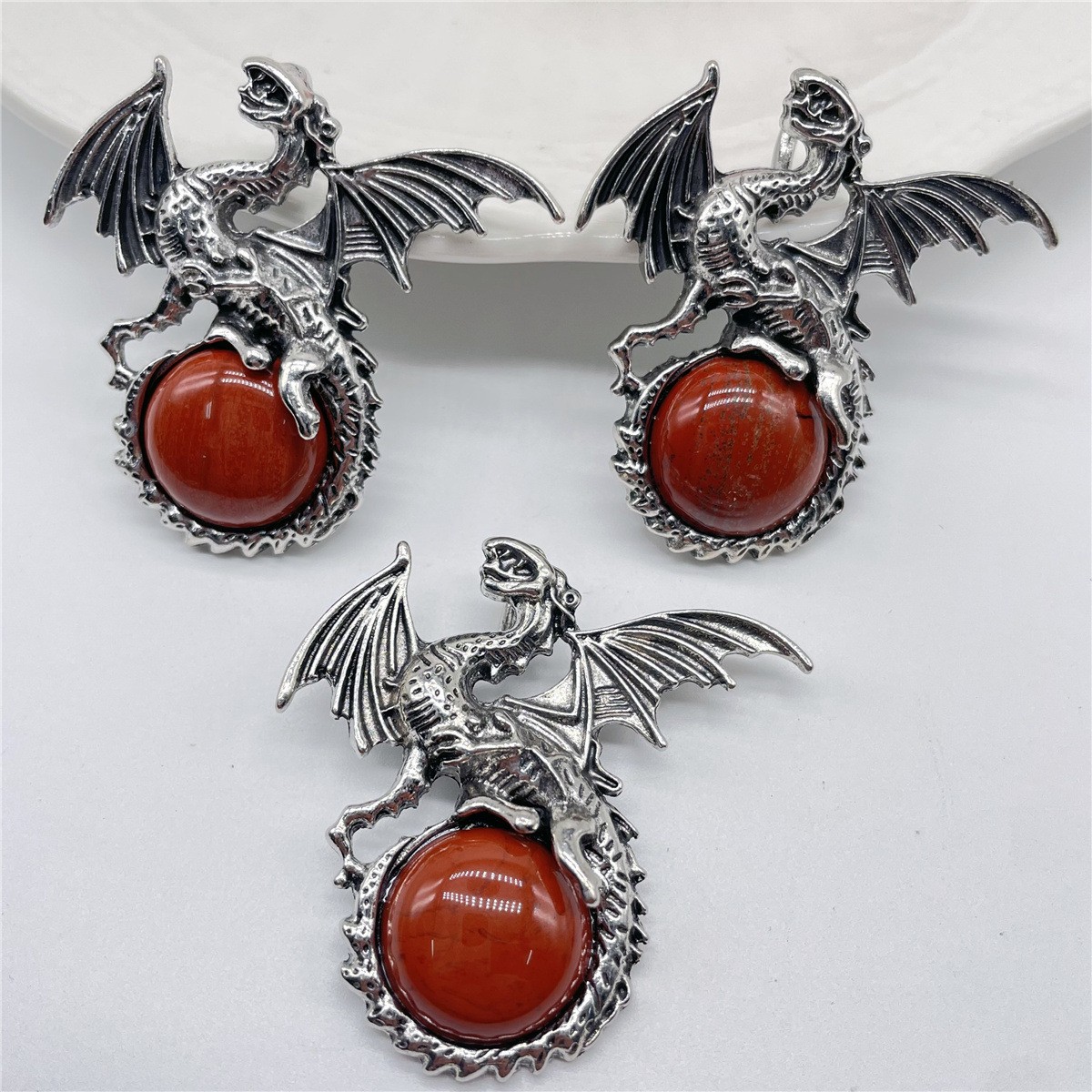 10pcs Mixed Natural Stone Flying Dragon Pendants Healing DIY Jewelry Making