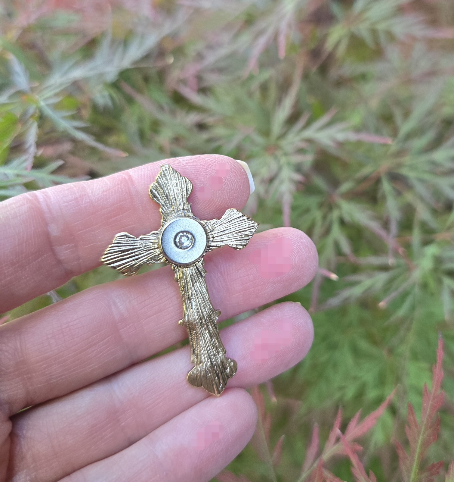 Magnetic Gold Tone, Crystal Cross Brooch. Christmas brooch, Easter. Cross pin